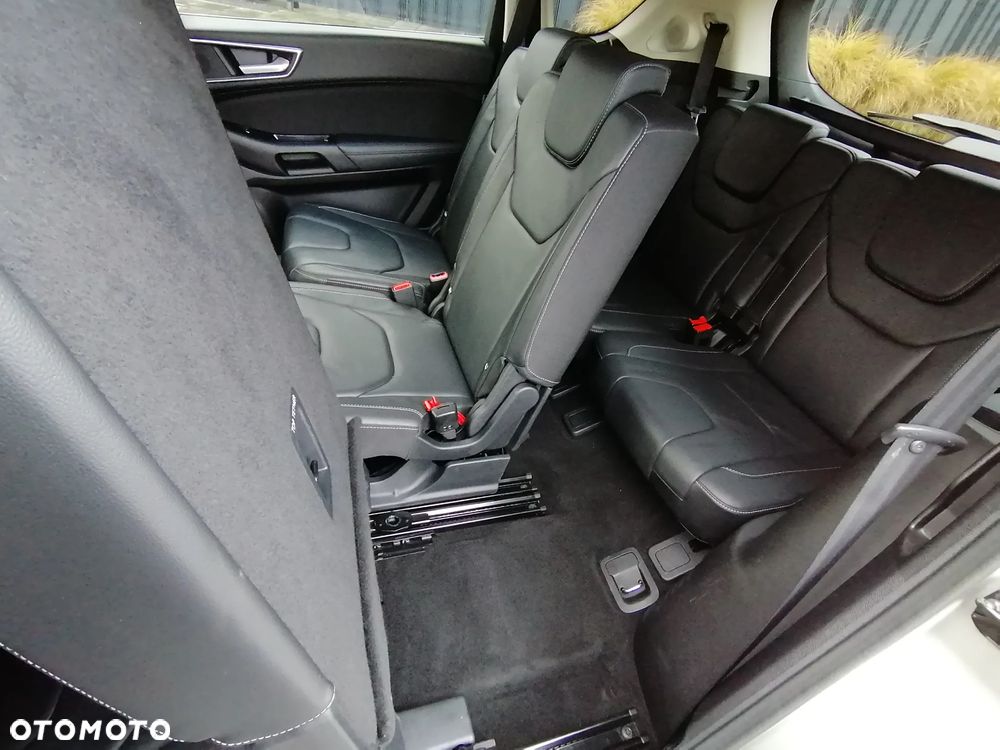 Ford S-Max 2.0 TDCi Titanium PowerShift - 34