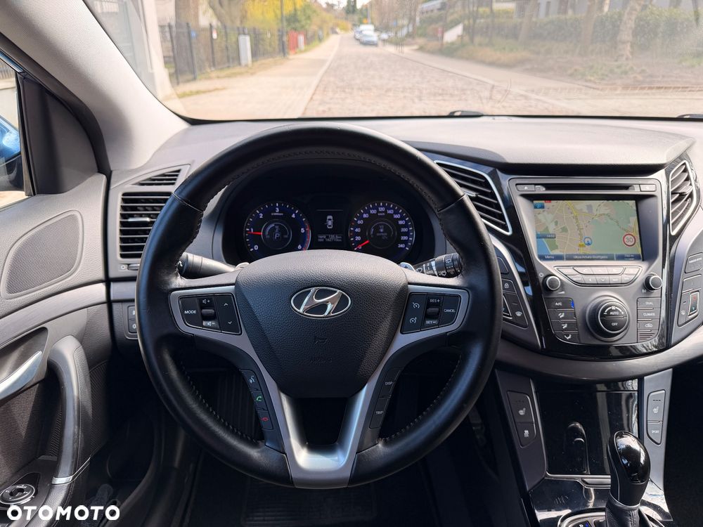 Hyundai i40 i40cw 1.7 CRDi Automatik Fifa World Cup Edition - 20