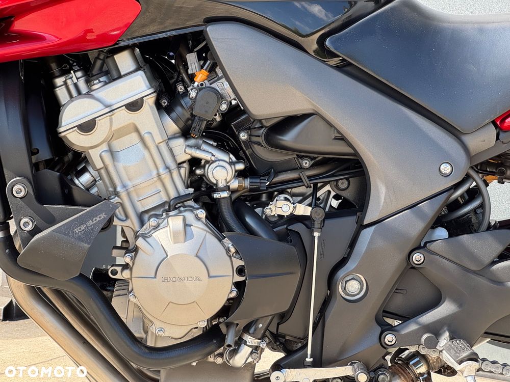 Honda CBF - 24