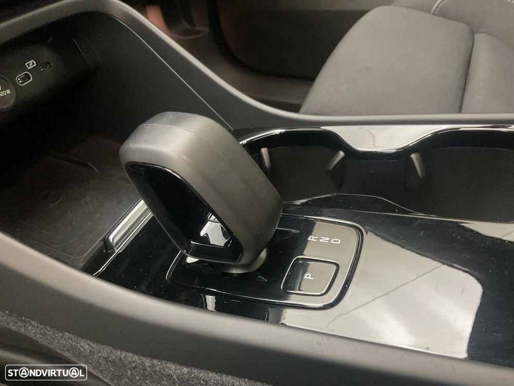 Volvo C40 Recharge Core - 24