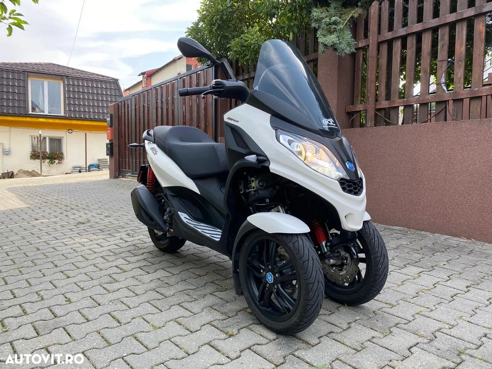 Piaggio MP3 250 - 1