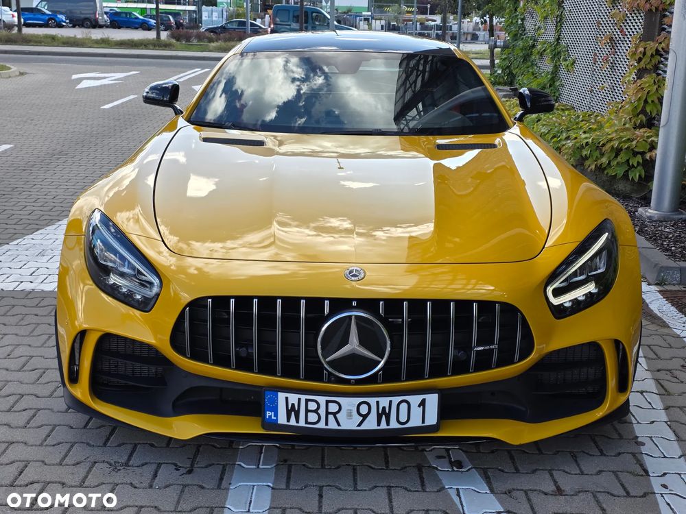 Mercedes-Benz AMG GT R - 36