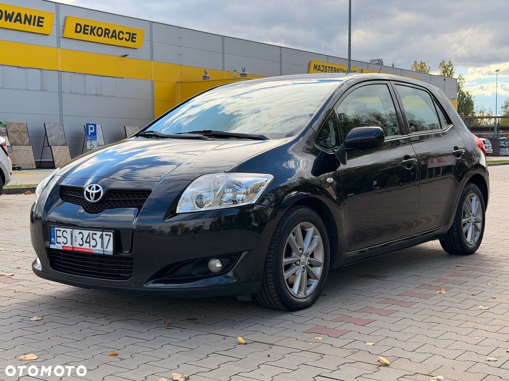 Toyota Auris 2008 photo 2