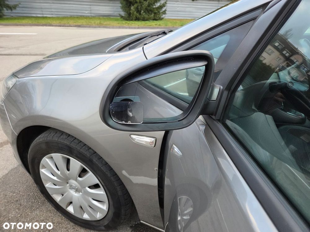 Opel Astra - 17