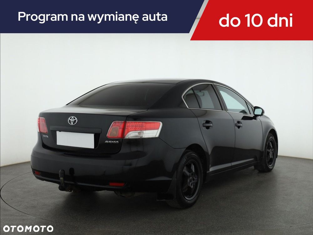 Toyota Avensis - 7