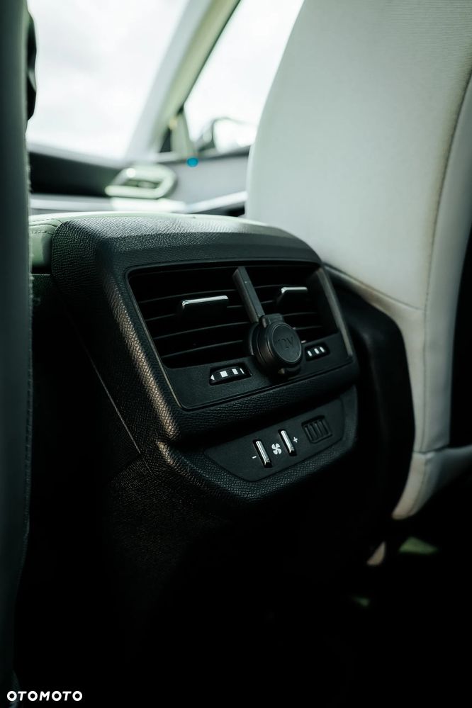 Peugeot 5008 THP 165 EAT6 Stop & Start Allure - 12