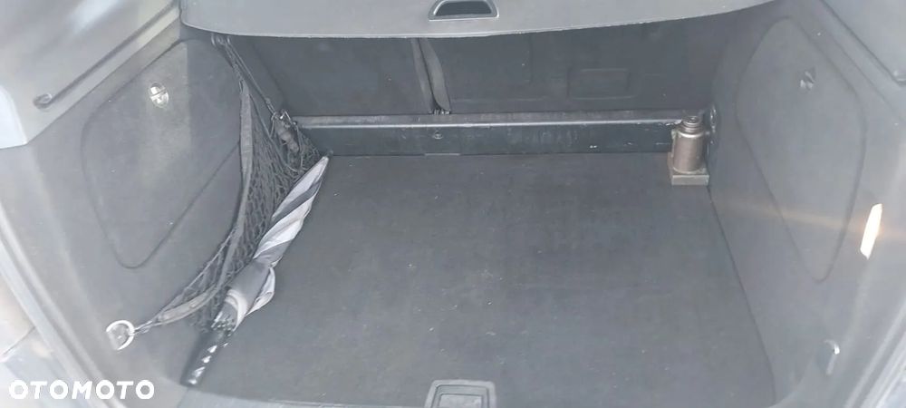 Mercedes-Benz Klasa B 180 CDI - 10