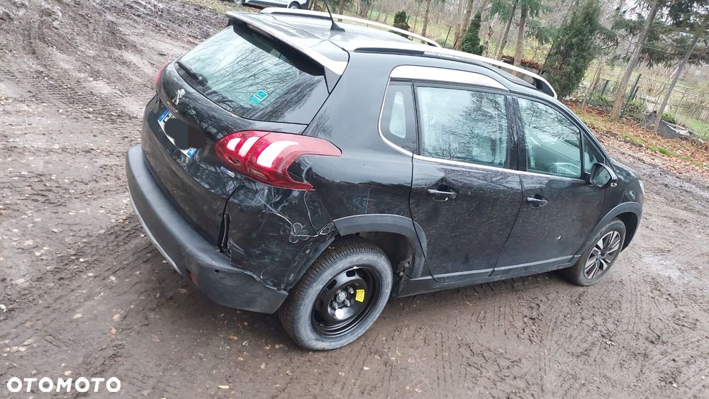 Peugeot 2008 PureTech 110 GPF Stop&Start EAT6 Allure - 8