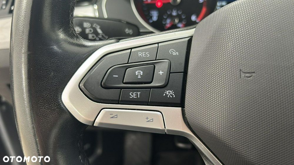 Volkswagen Passat 2.0 TDI EVO Business DSG - 23