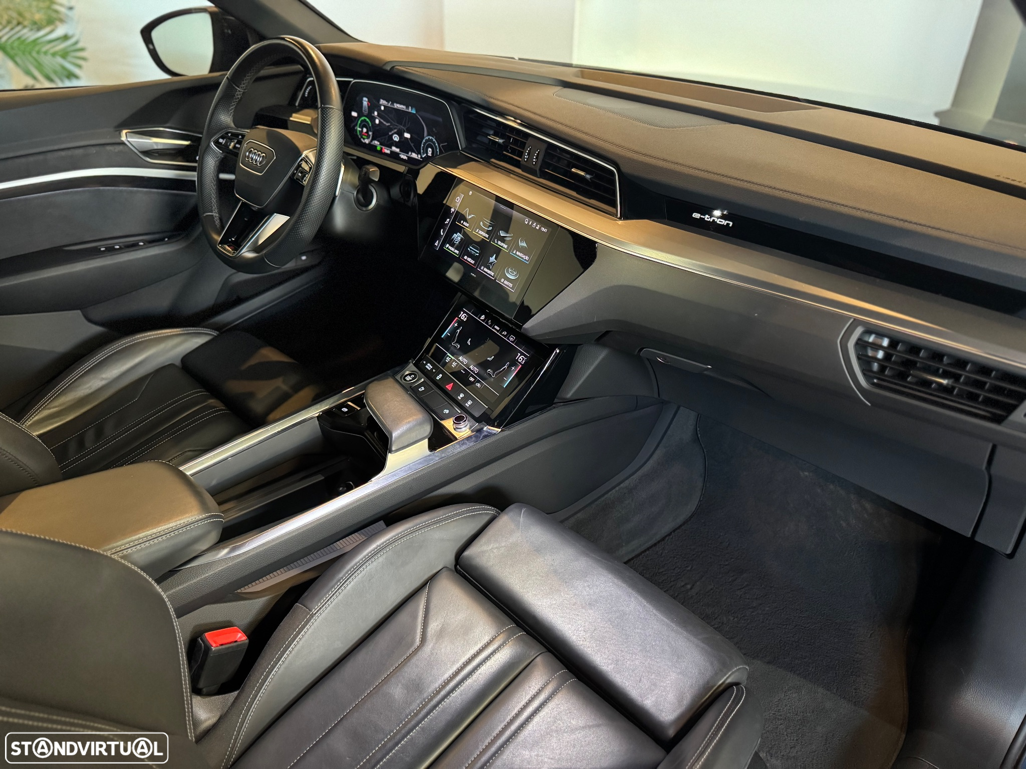 Audi e-tron Sportback 55 quattro S line - 42