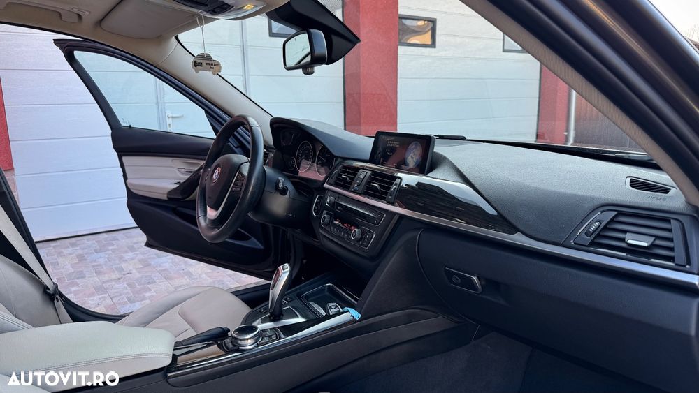 BMW Seria 3 320d Touring Aut. Modern Line - 18