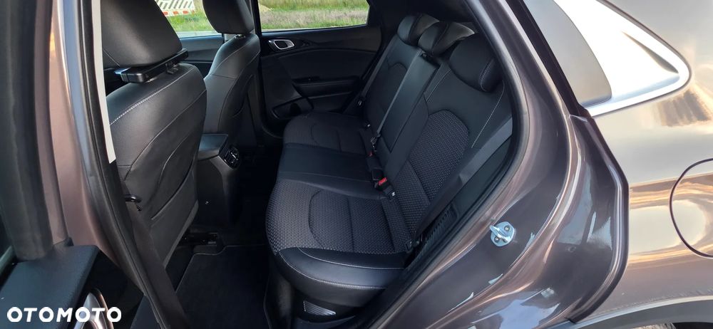 Kia XCeed 1.6 GDI PHEV L Business Line DCT - 14