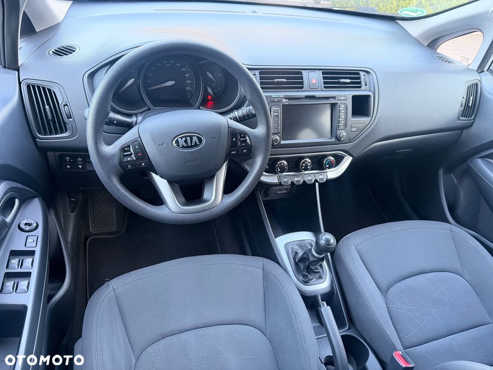 Kia Rio 1.2 Attract - 20