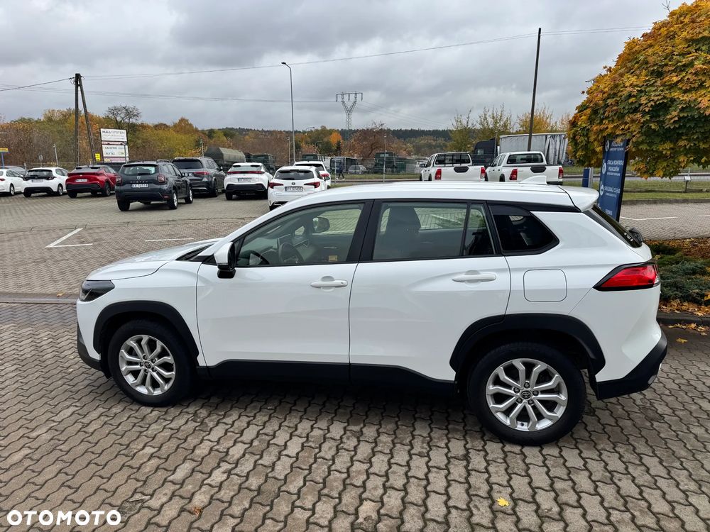 Toyota Corolla Cross - 3