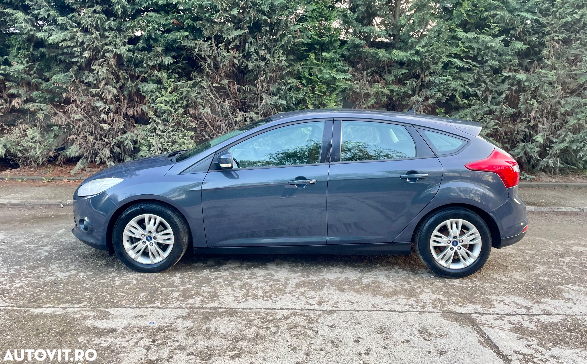 Ford Focus 1.6 TDCi ECOnetic 99g Start-Stopp-System Trend - 9