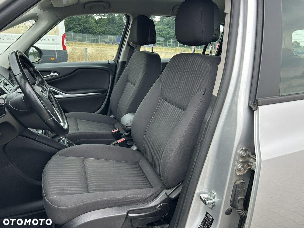 Opel Zafira - 14