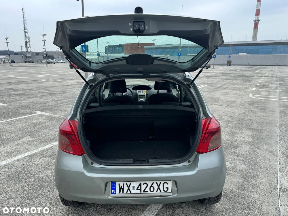 Toyota Yaris 1.0 Terra A/C - 14