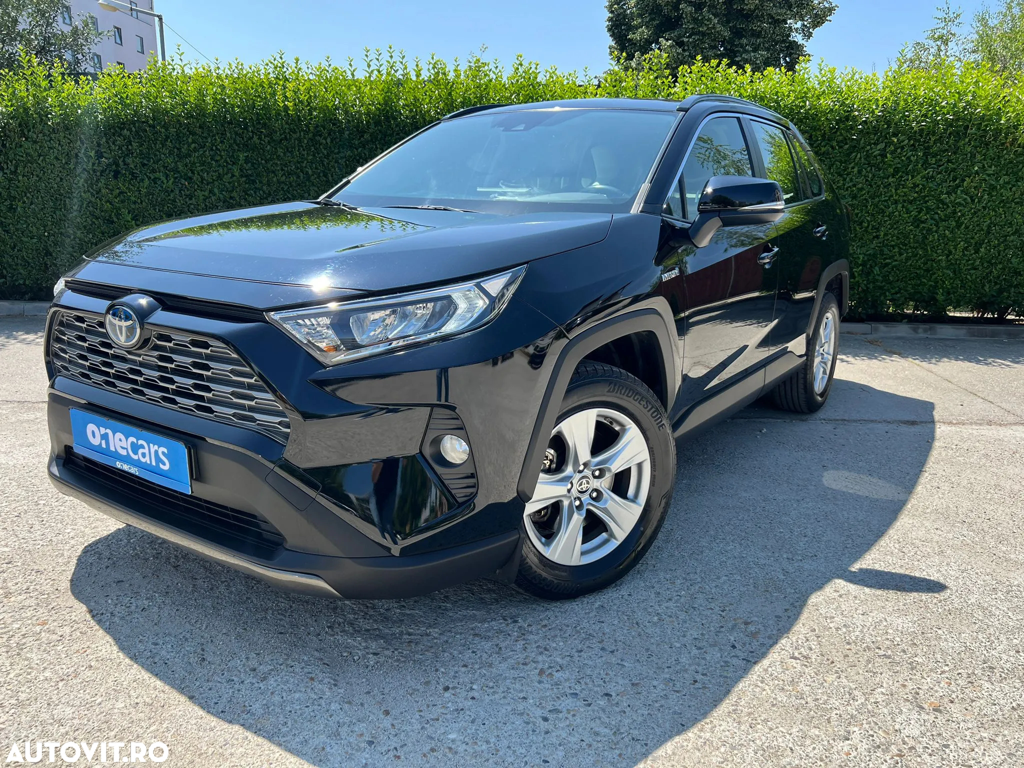 Toyota RAV4 - 10