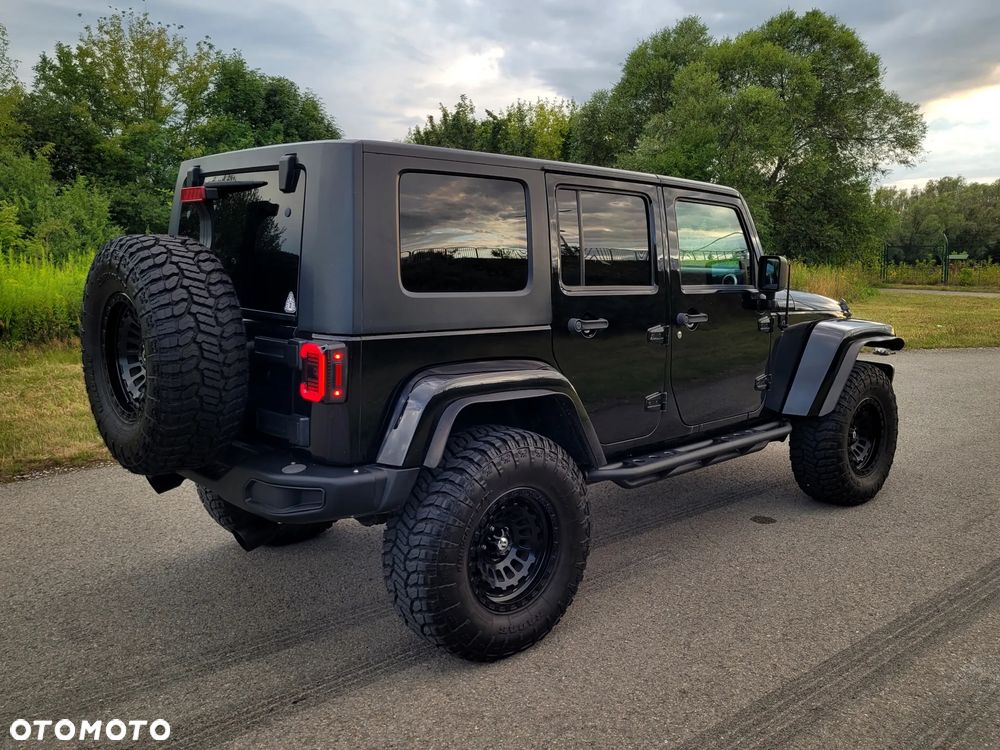 Jeep Wrangler Unlimited 3.8 Automatik Sahara - 20