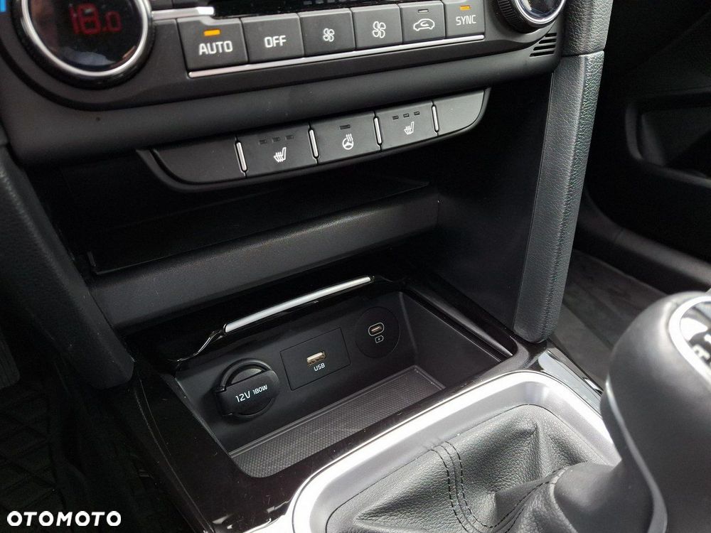 Kia Ceed 1.5 T-GDI Tribute - 20