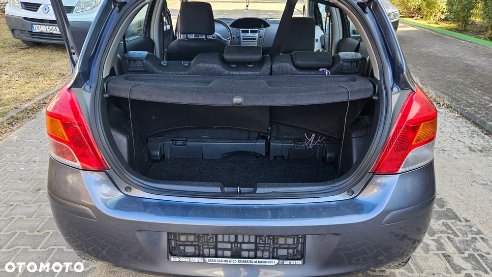 Toyota Yaris 1.0 Terra A/C - 9