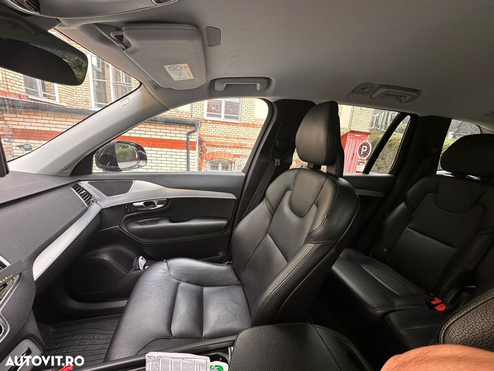 Volvo XC 90 D5 AWD Geartronic Momentum - 3