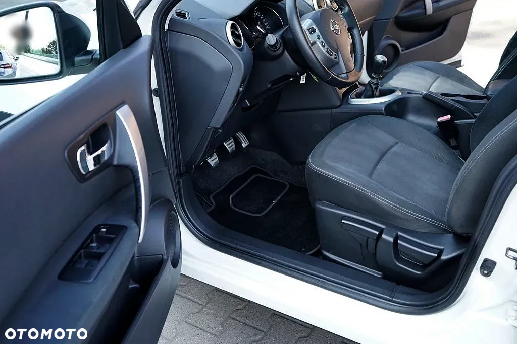 Nissan Qashqai+2 - 14