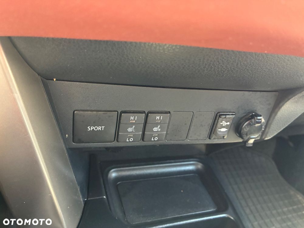 Toyota RAV4 - 21