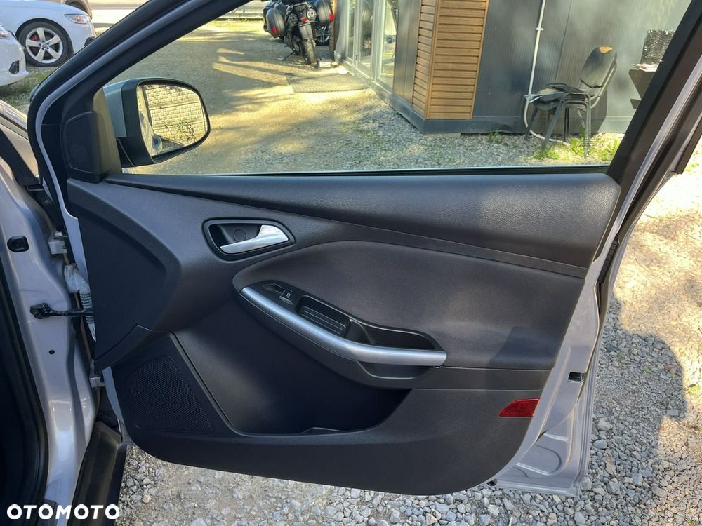 Ford Focus - 26