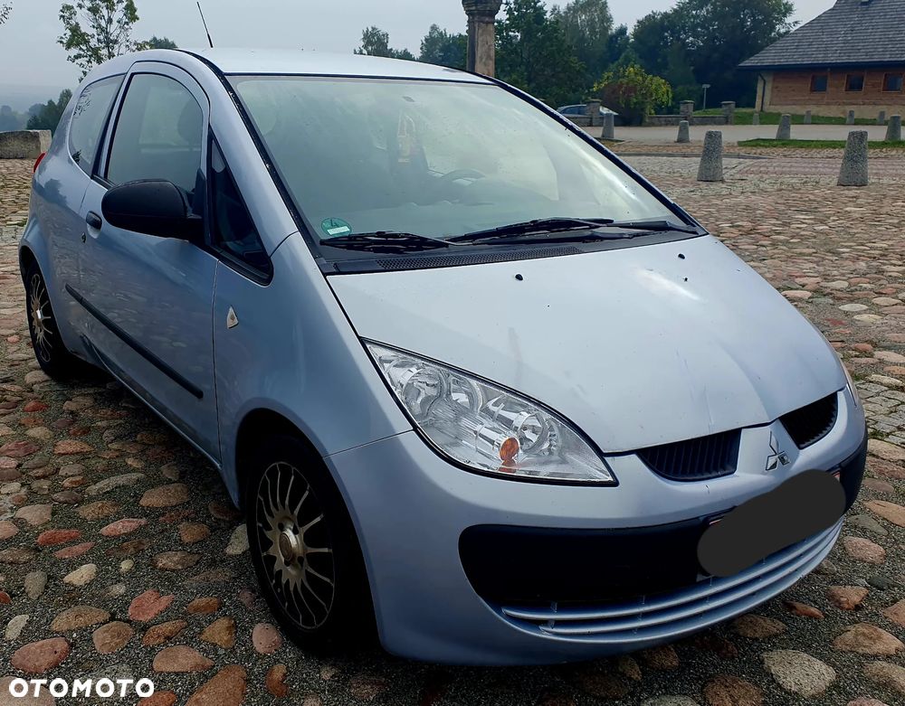 Mitsubishi Colt - 10