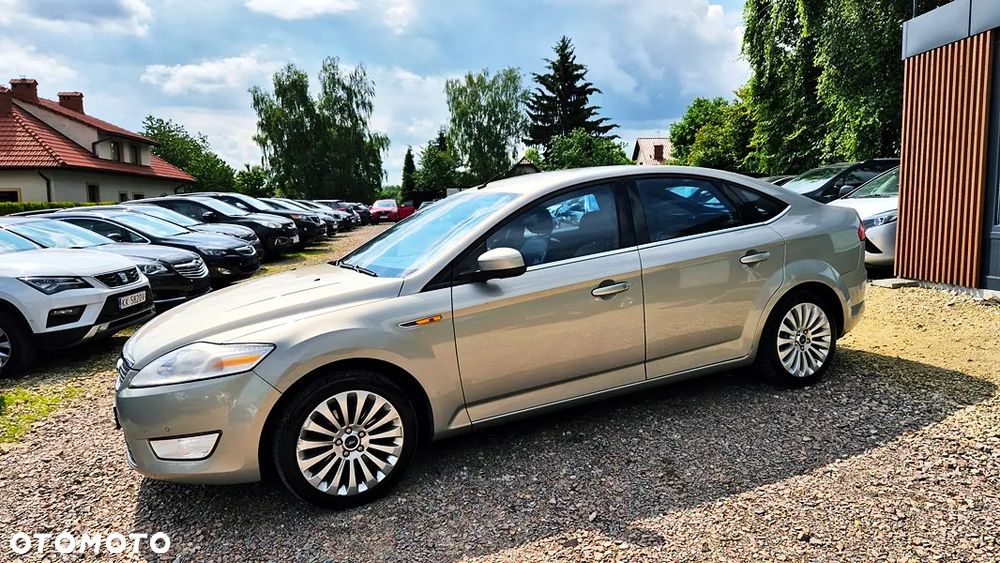 Ford Mondeo 2.0 FF Platinium X Plus (Titanium) - 24