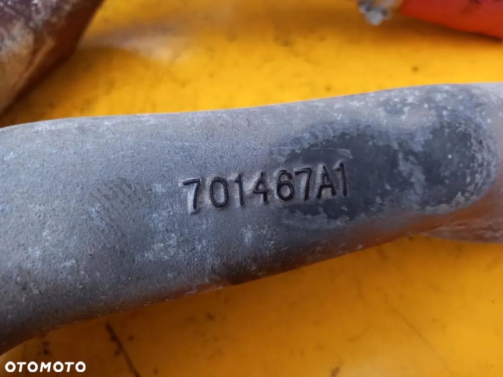 Przewód aluminiowy prawy intercoolera IC McCormick MTX200 - 2