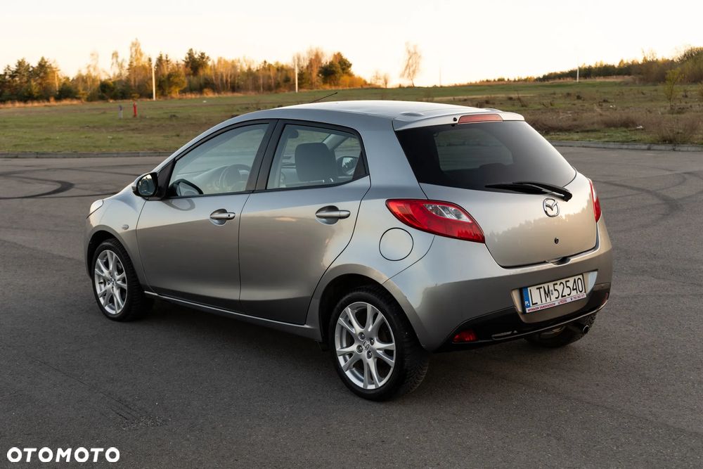 Mazda 2 1.3 Exclusive - 10