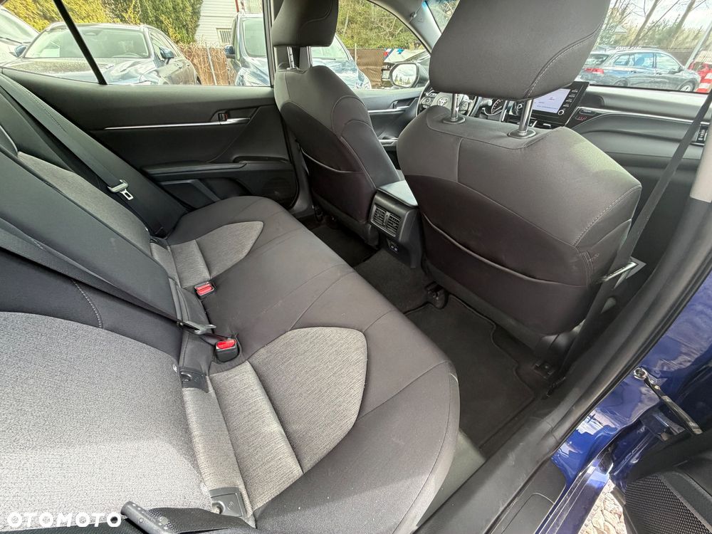 Toyota Camry 2.5 Hybrid Comfort CVT - 34