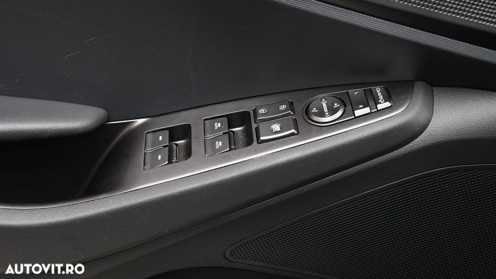 Hyundai IONIQ Plug-in-Hybrid 1.6 GDI Style - 25