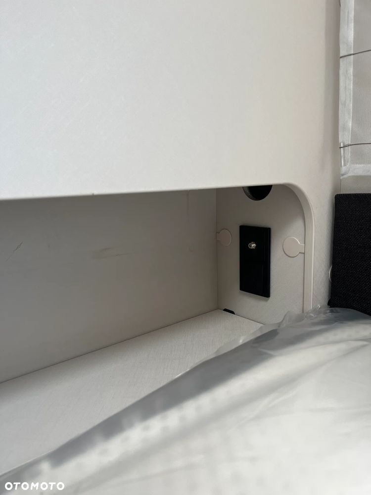 Dethleffs Camper 560 FMK - 19