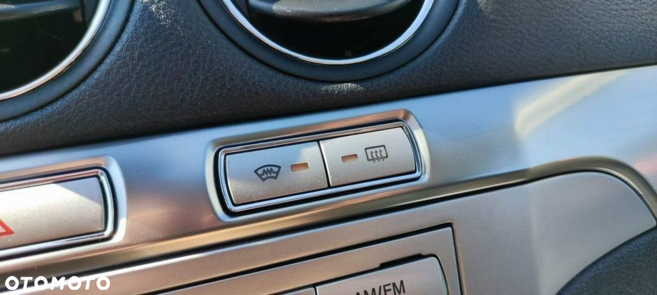 Ford S-Max - 36