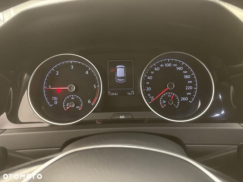 Volkswagen Golf - 14