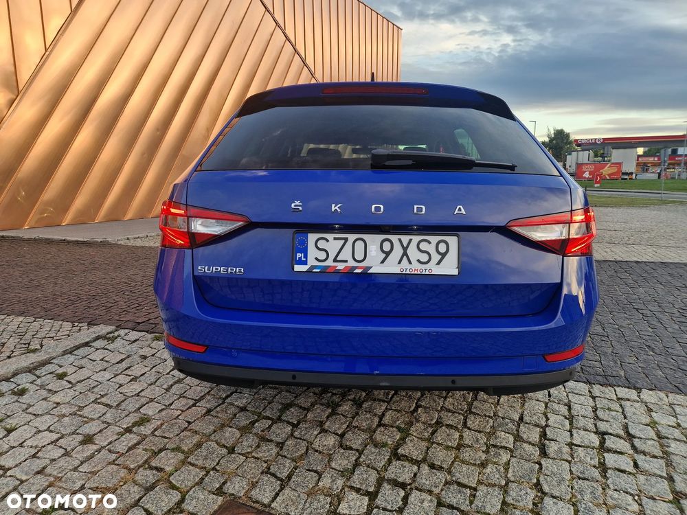 Skoda Superb 2.0 TDI Ambition DSG7 - 10