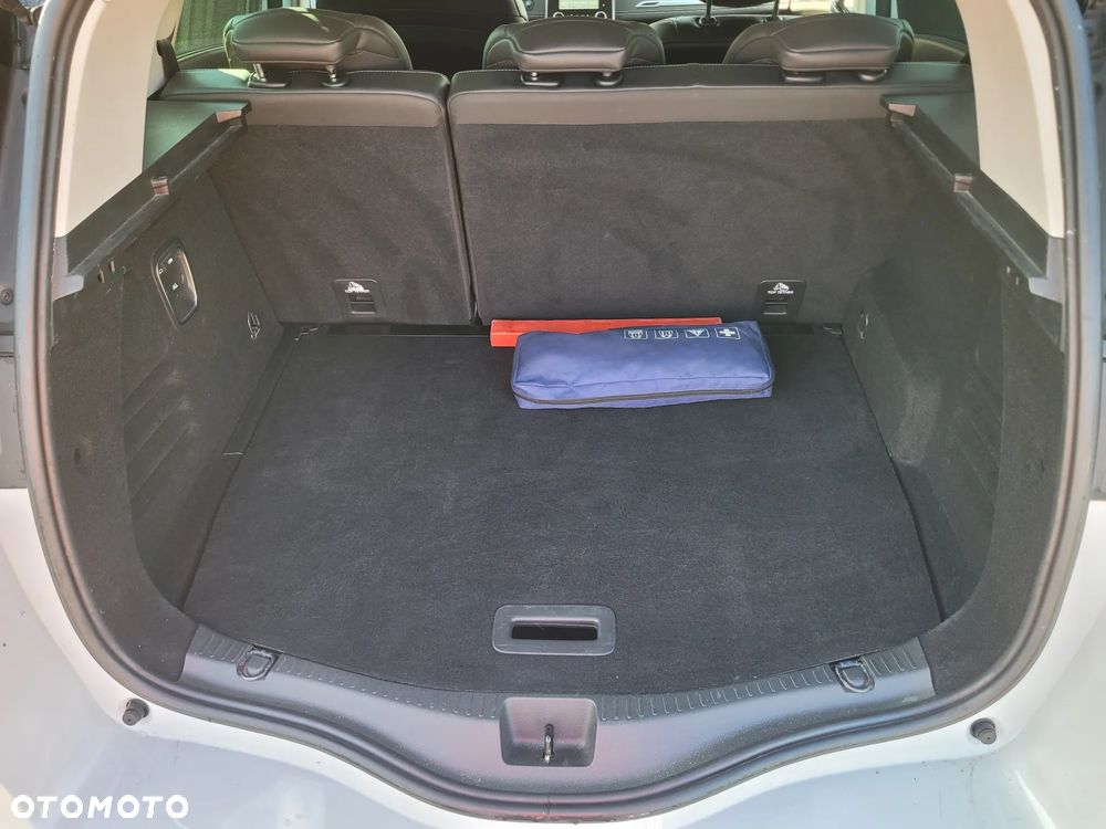 Renault Scenic - 19