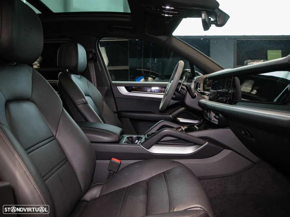 Porsche Cayenne S E-Hybrid - 35