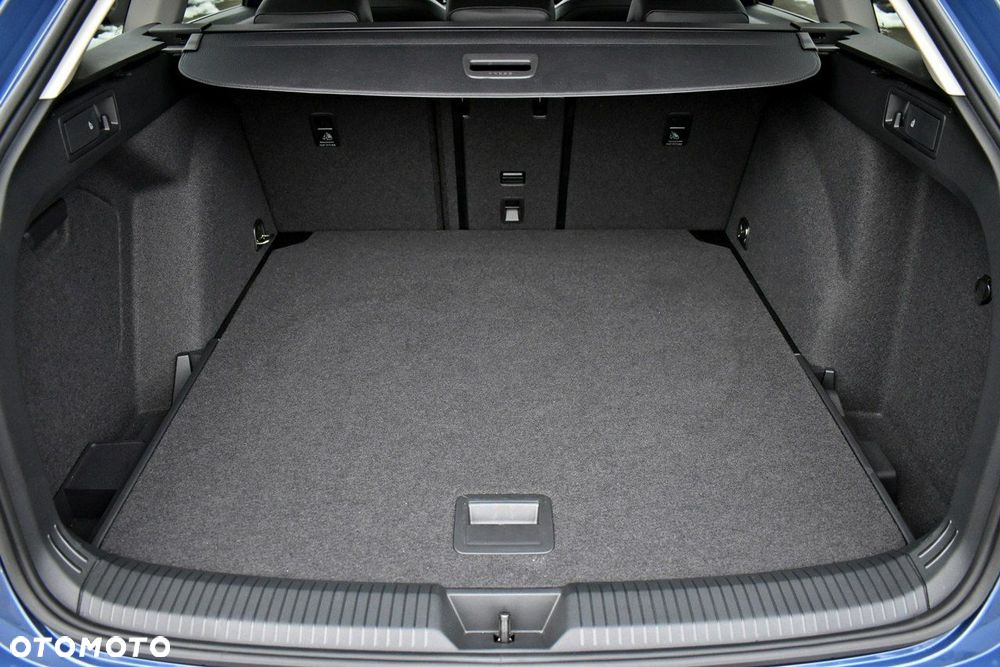 Volkswagen Golf 1.5 eTSI OPF DSG Style - 29