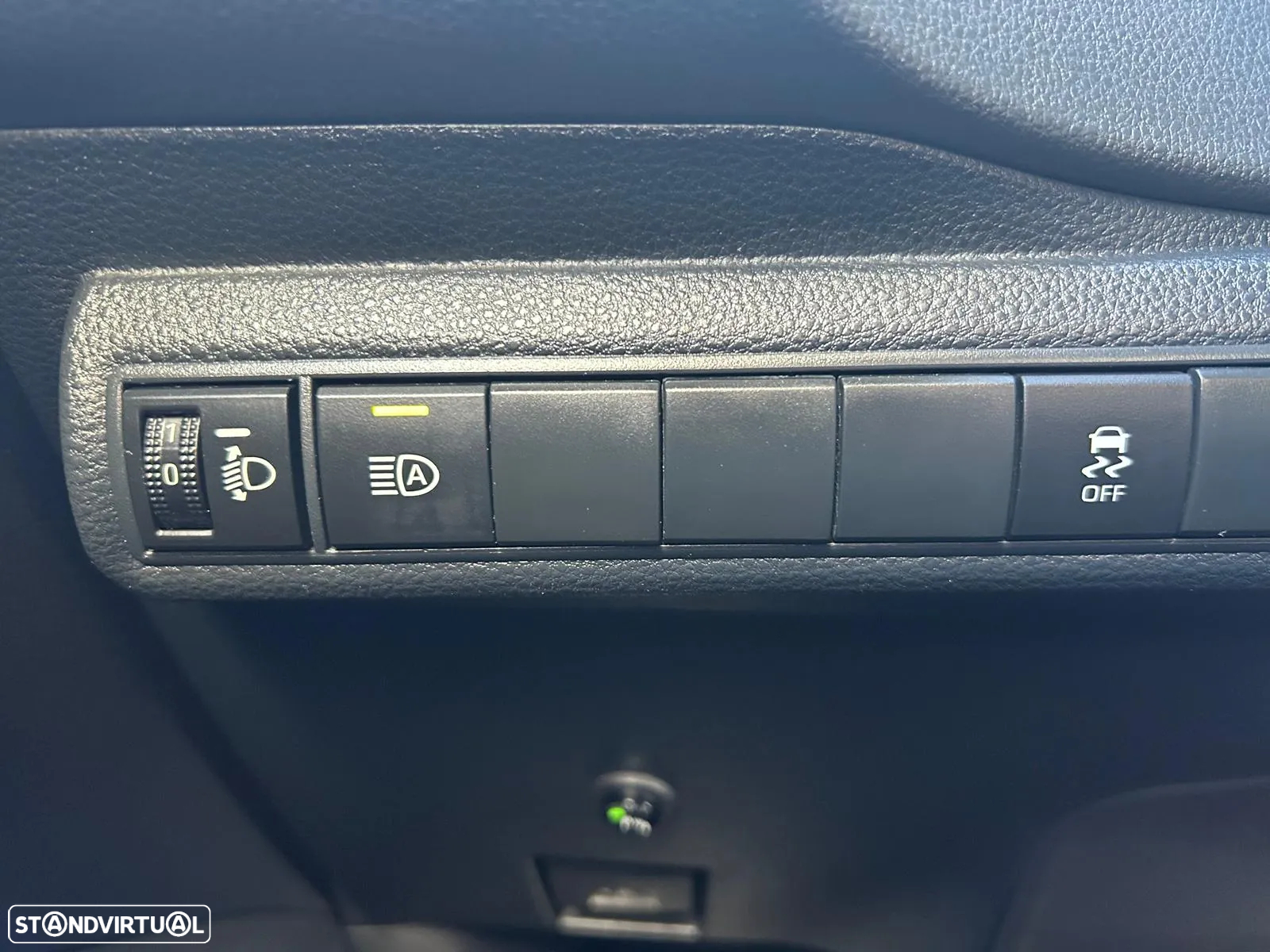 Toyota Corolla Touring Sports 1.8 Hybrid Comfort+P.Sport - 15