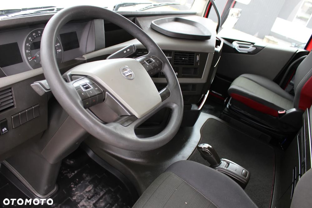 Volvo FH4 500 *E5*EEV / HYDRAULIKA / PEŁNY SPOILER/ *SERWIS FR*/ SUPER STAN / - 29