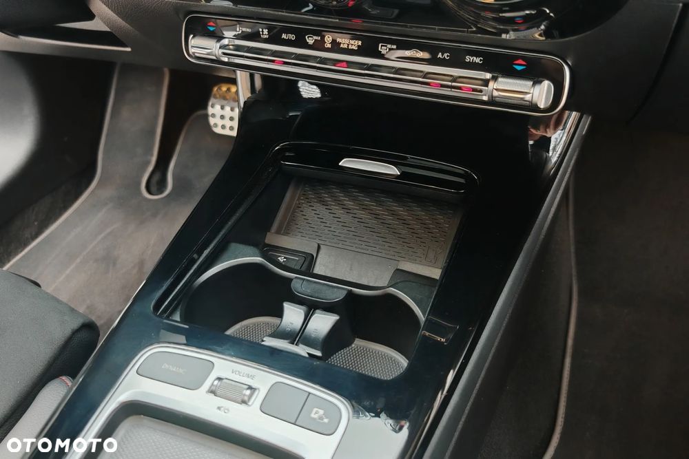 Mercedes-Benz Klasa A 220 4-Matic 7G-DCT - 26