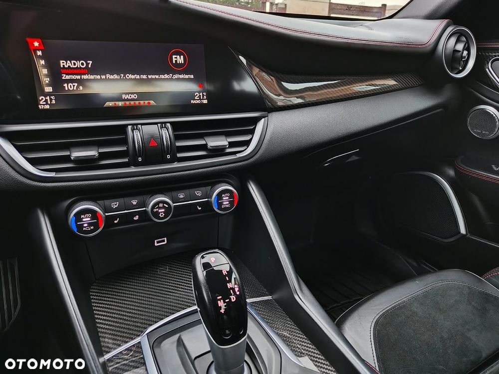 Alfa Romeo Giulia - 9