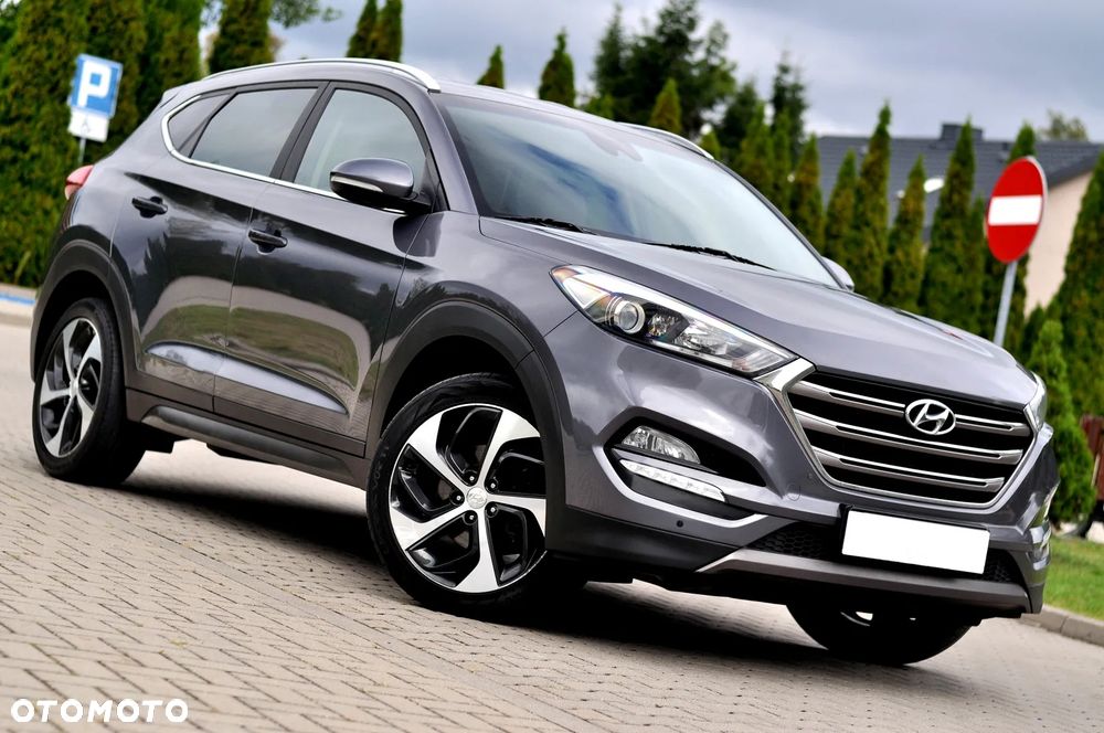 Hyundai Tucson 1.7 CRDI BlueDrive Style 2WD - 2