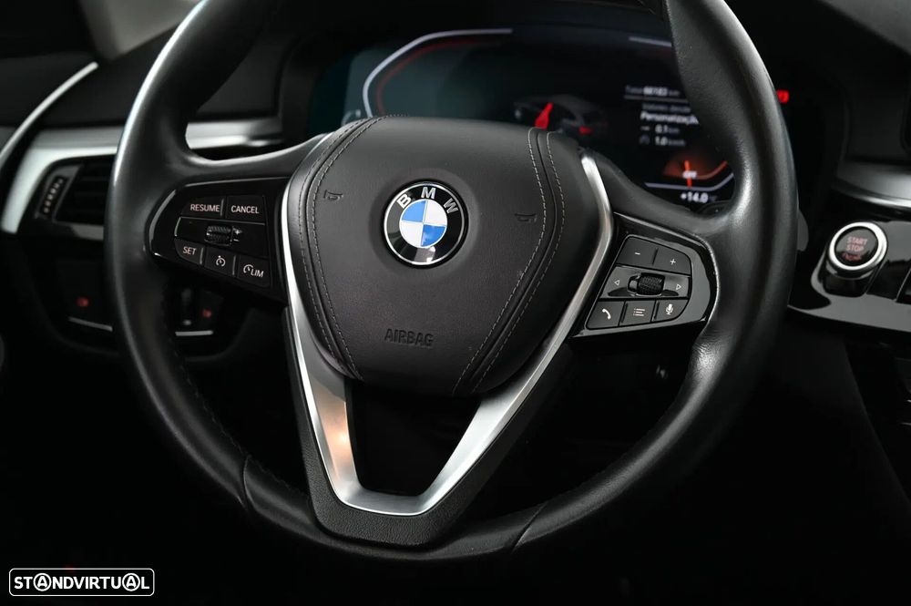 BMW 520 d Auto - 14