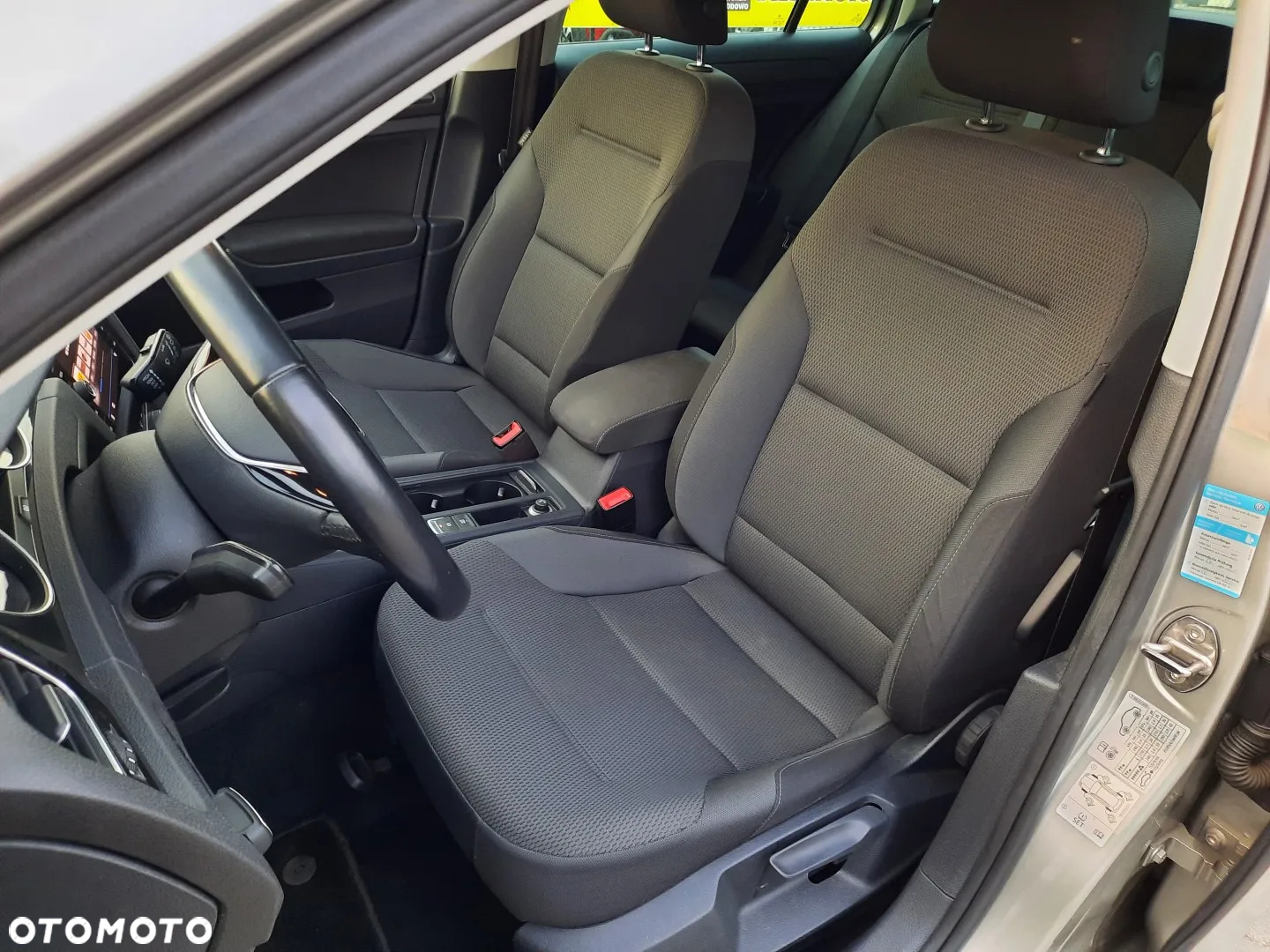 Volkswagen Golf Variant 1.6 TDI (BlueMotion Technology) Comfortline - 17