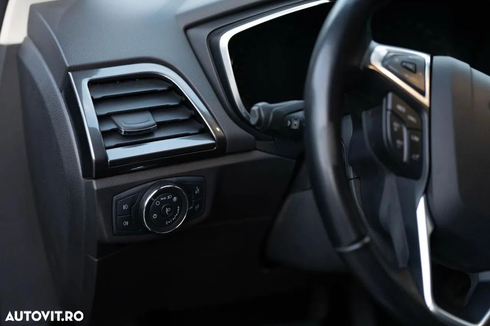 Ford Mondeo 2.0 EcoBlue Aut. Titanium - 12